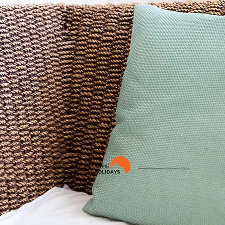 #134 Dias 2 By Holidays